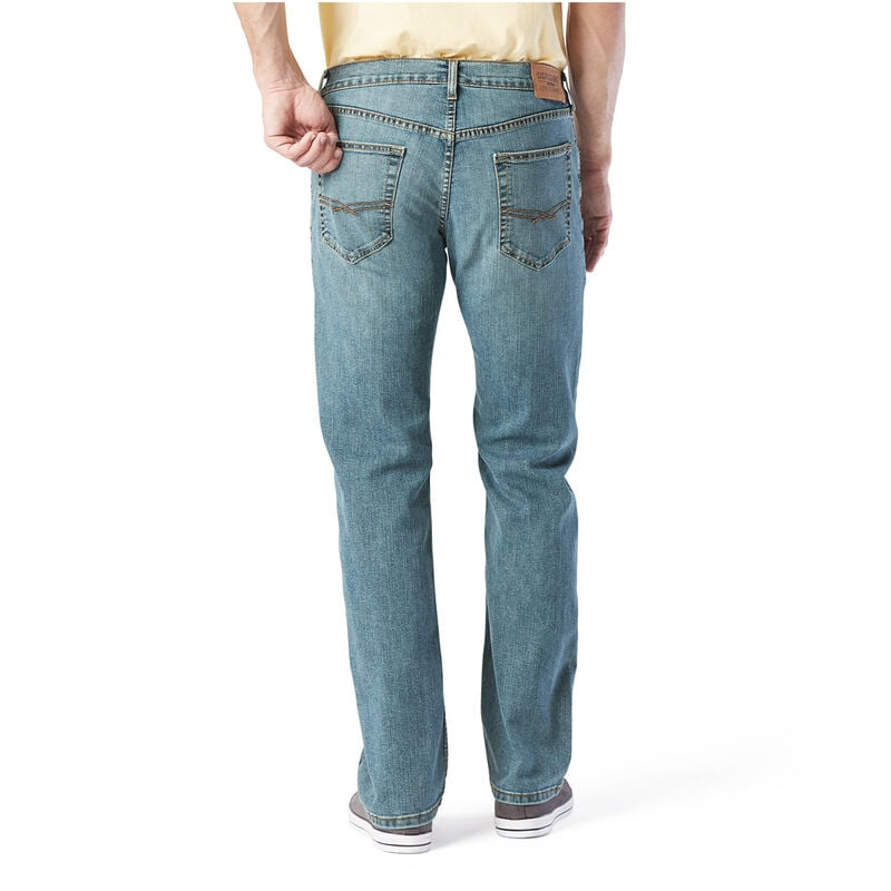 Signature by Levi Strauss & Co. Gold Label Men's Relaxed Fit Jeans image number 2