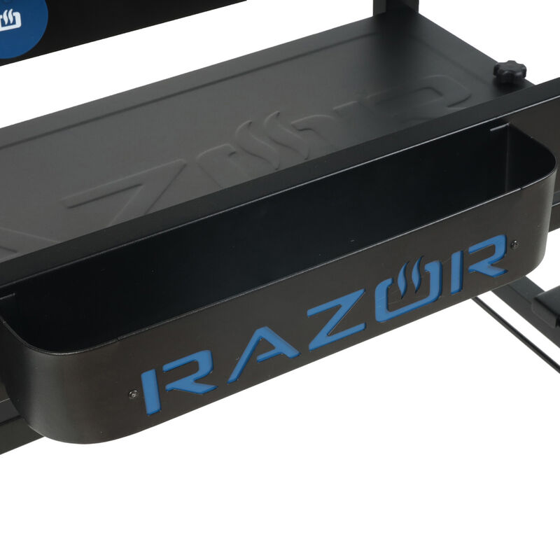 Razor 4 Burner Griddle Grill with Foldable Shelves with included Condiment Tray and Wind Guards image number 5