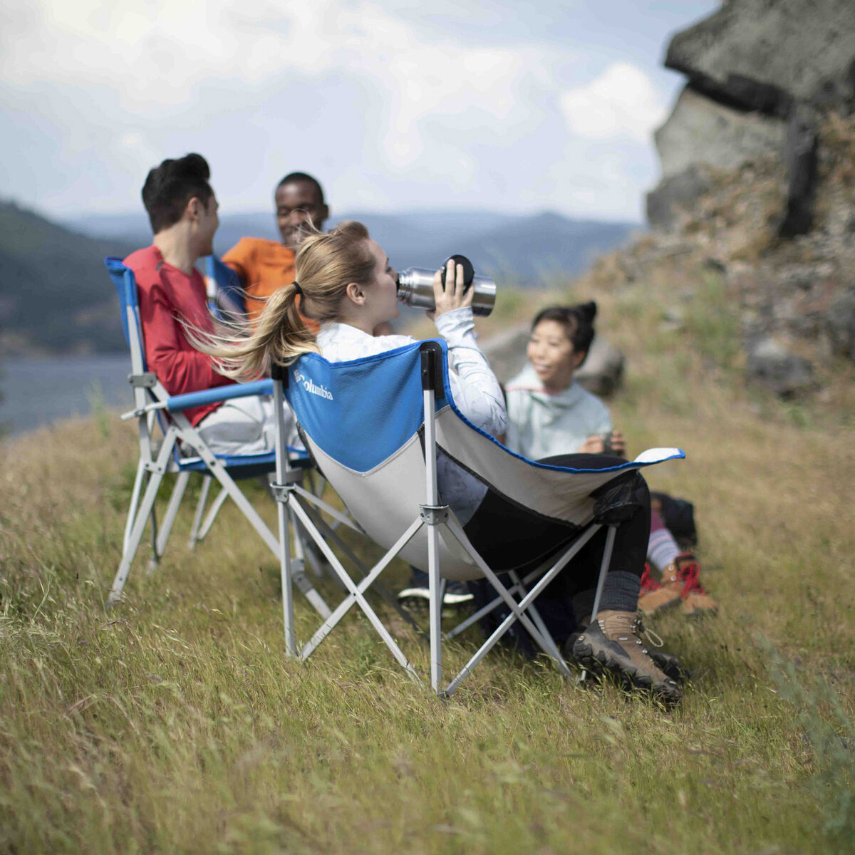 Columbia folding outlet chair