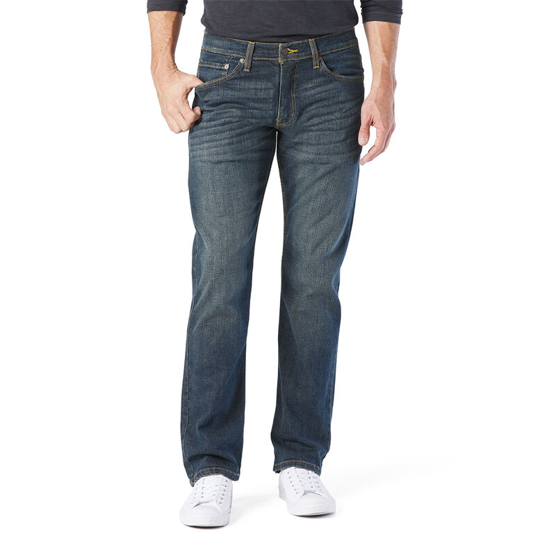 Signature by Levi Strauss & Co. Gold Label Men's LSS Straight Jeans image number 0