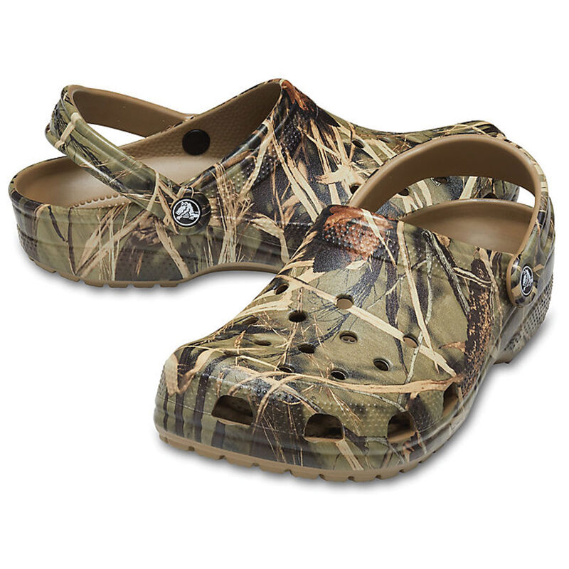 Crocs Adult Classic RealTree Clogs image number 2