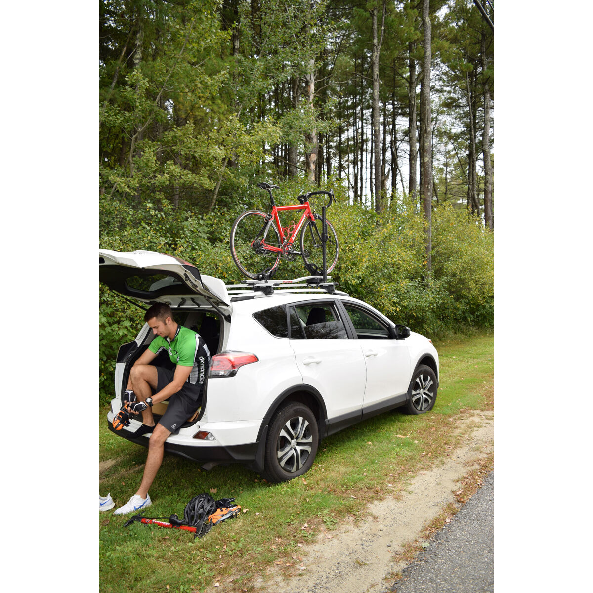 Malone Pilot TC ST Top of Car Tray Style Bike Carrier