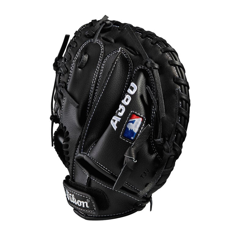 Wilson Youth 31.5" A360 Catcher's Mitt image number 2