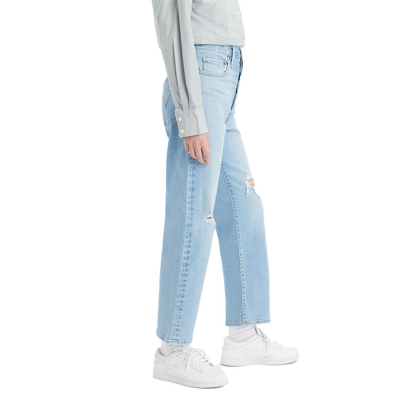 Levi's Women's Ribcage Straight Ankle Jeans image number 2