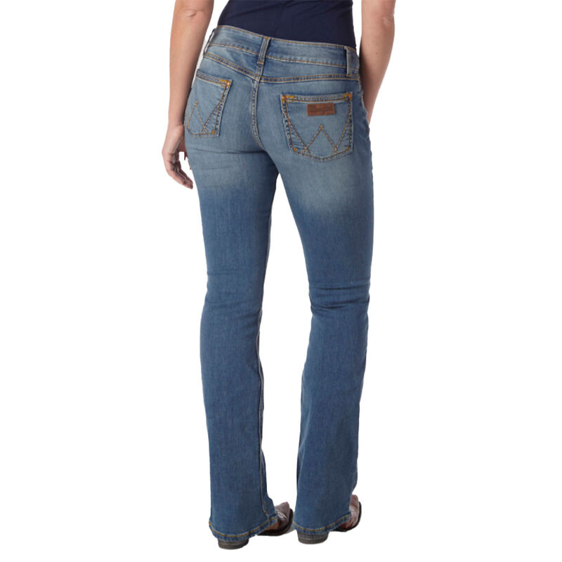 Wrangler Women's Retro Jeans image number 2