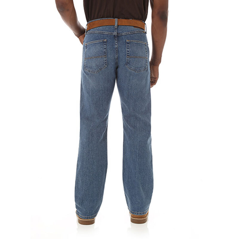 Wrangler Men's Straight Fit Flex Jeans image number 1