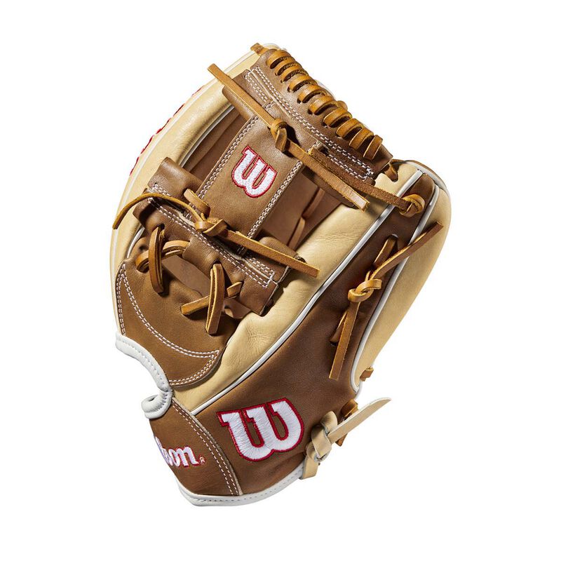 Wilson 12" A2000 H12 Fastpitch Glove image number 2