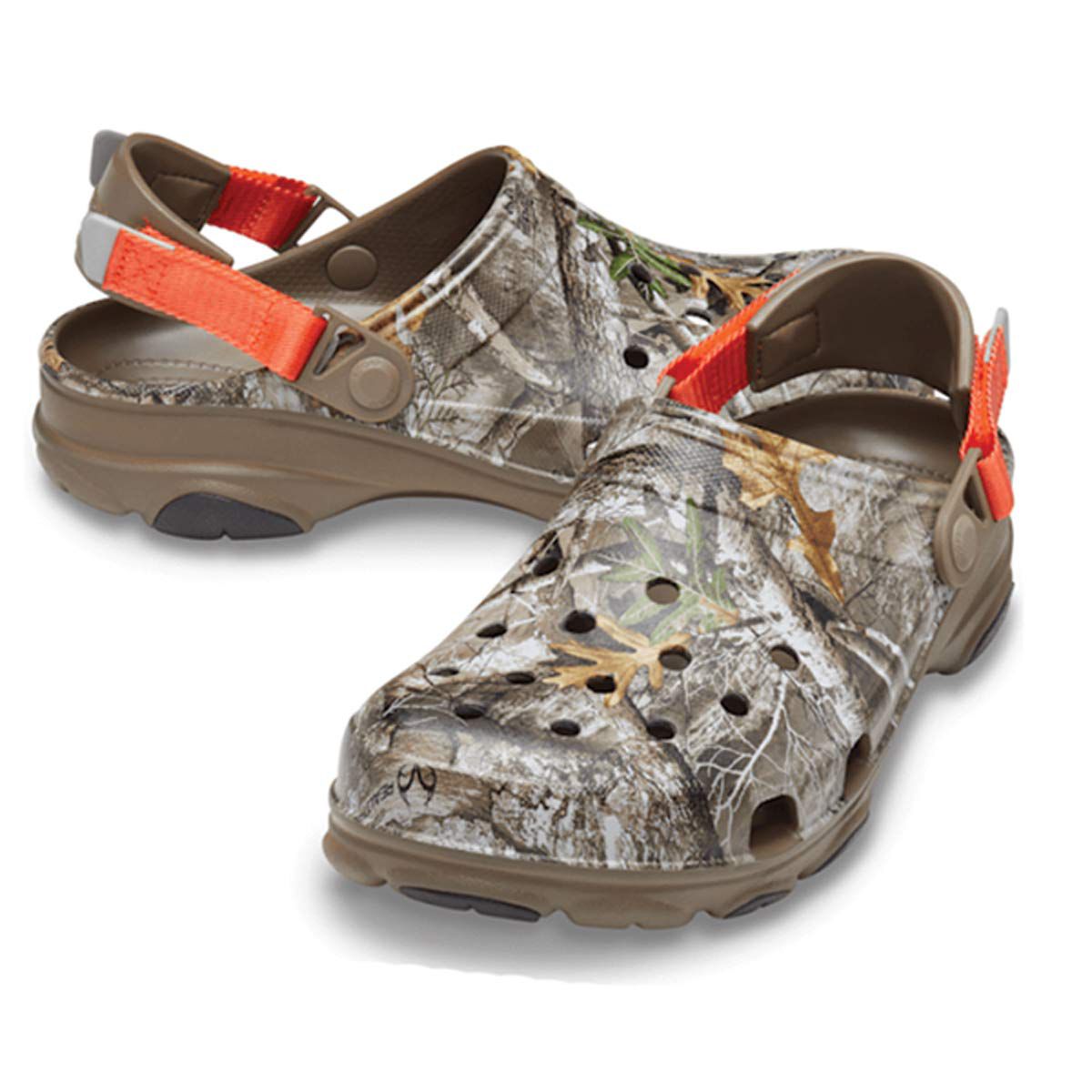 Dunhams crocs