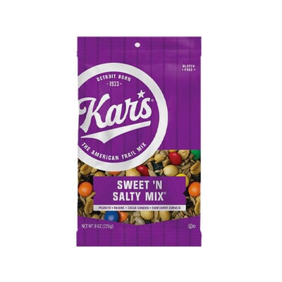 Kar Nuts Cocoa candies, salted peanuts, raisins and roasted sunflower kernels.