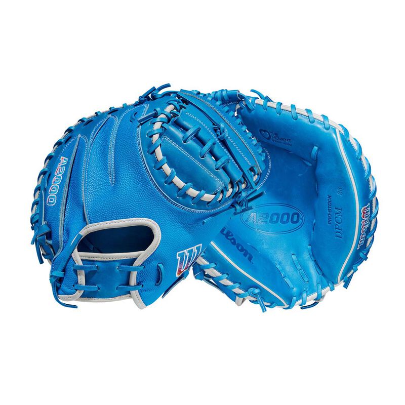 Wilson 33" A2000 Love the Moment Catchers Mitt image number 8