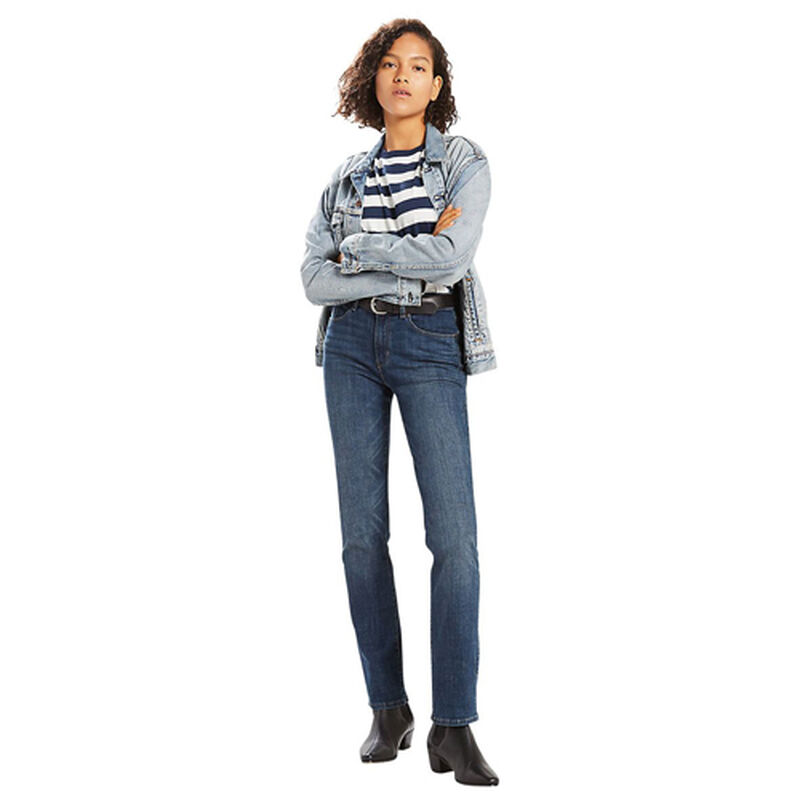 Levi's Women's Classic Straight Jean image number 0