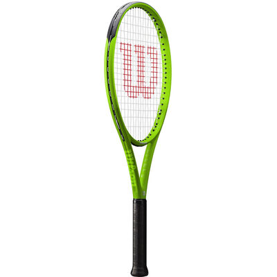 Wilson Blade Feel Pro 105 Tennis Racquet