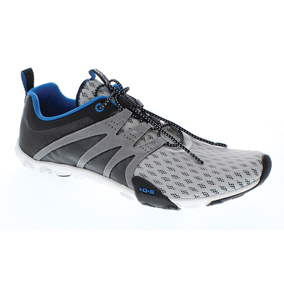 Dunhams shop water shoes