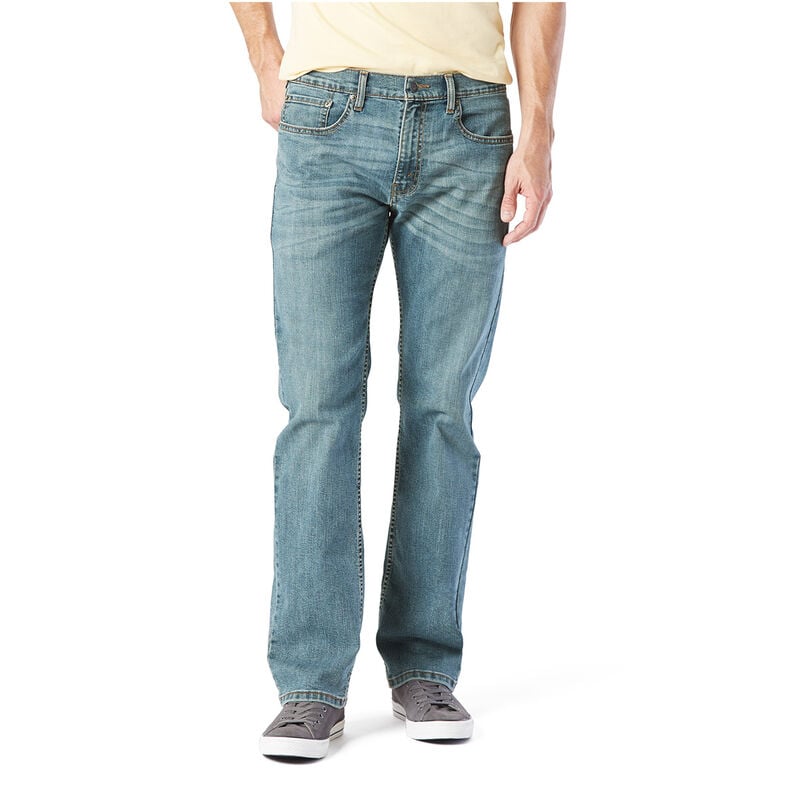 Signature by Levi Strauss & Co. Gold Label Men's Relaxed Fit Jeans image number 1