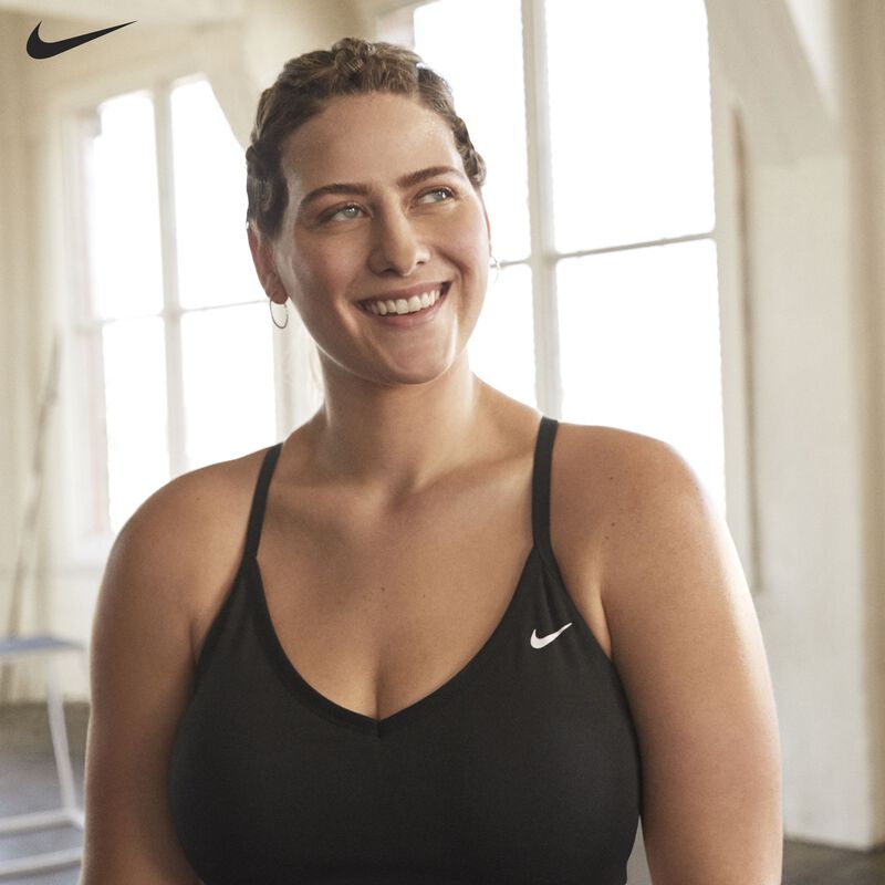 Nike Women's Plus Size Light-support Sports Bra image number 2