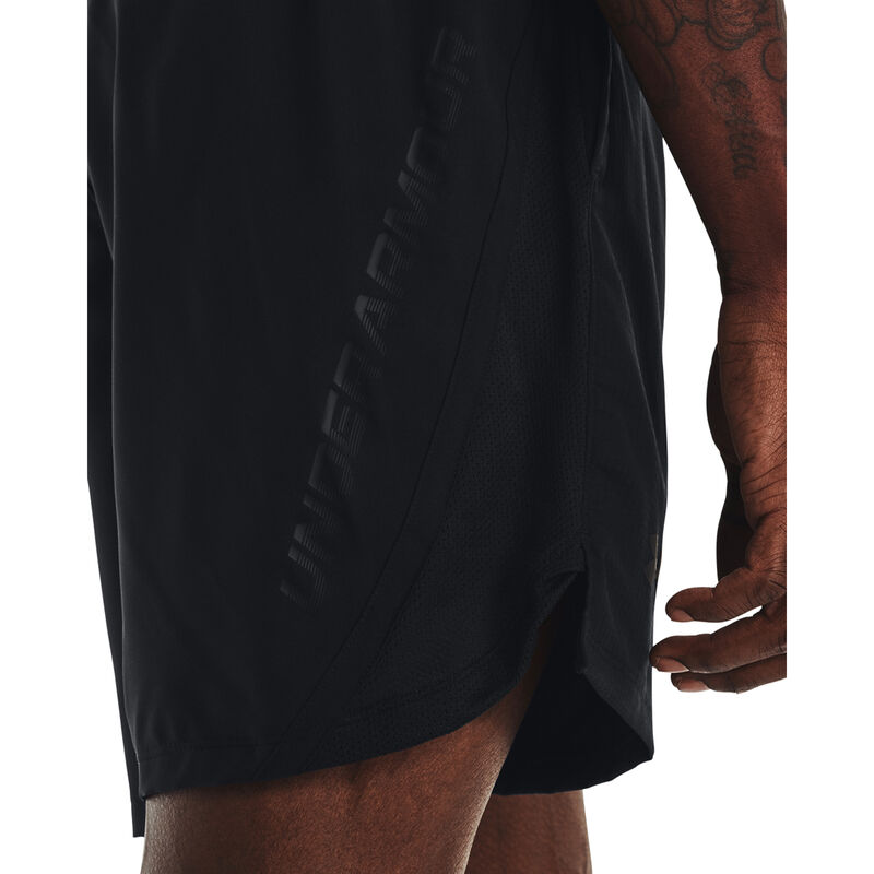 Under Armour Men's 7" Shorts image number 5