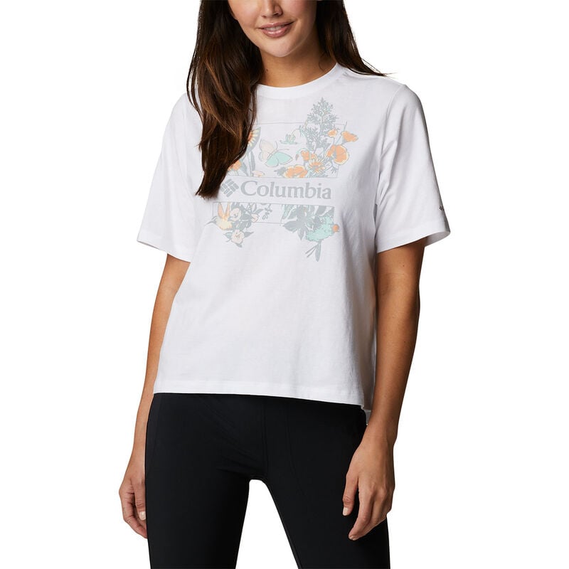 Columbia Women's North Cascades Relaxed Tee image number 0