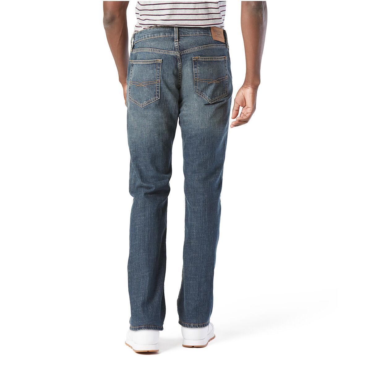 Signature by Levi Strauss Co. Gold Label Men s Relaxed Fit Jeans