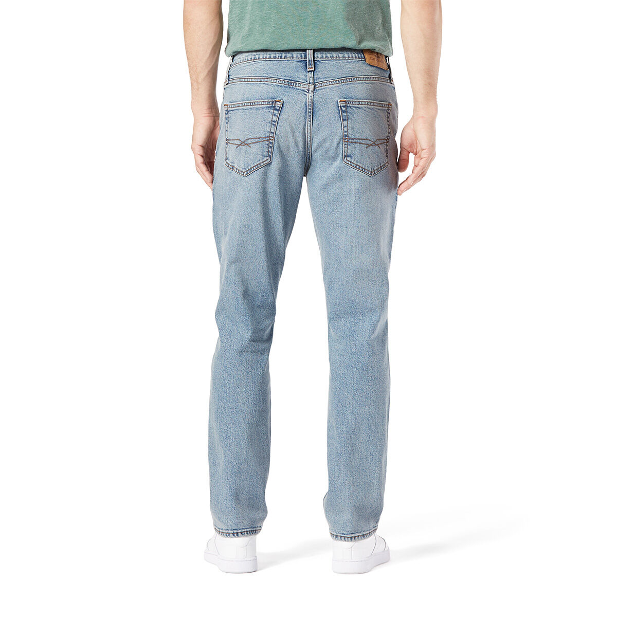Signature by Levi Strauss Co. Gold Label Men s Athletic Fit Jeans