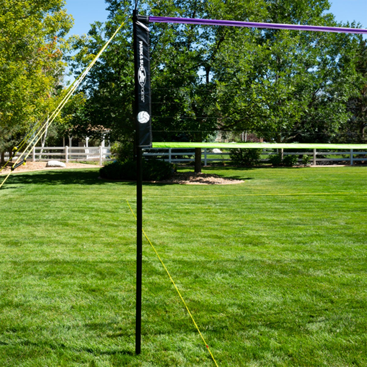 Park'n Sun Spiker SL Portable Volleyball Set