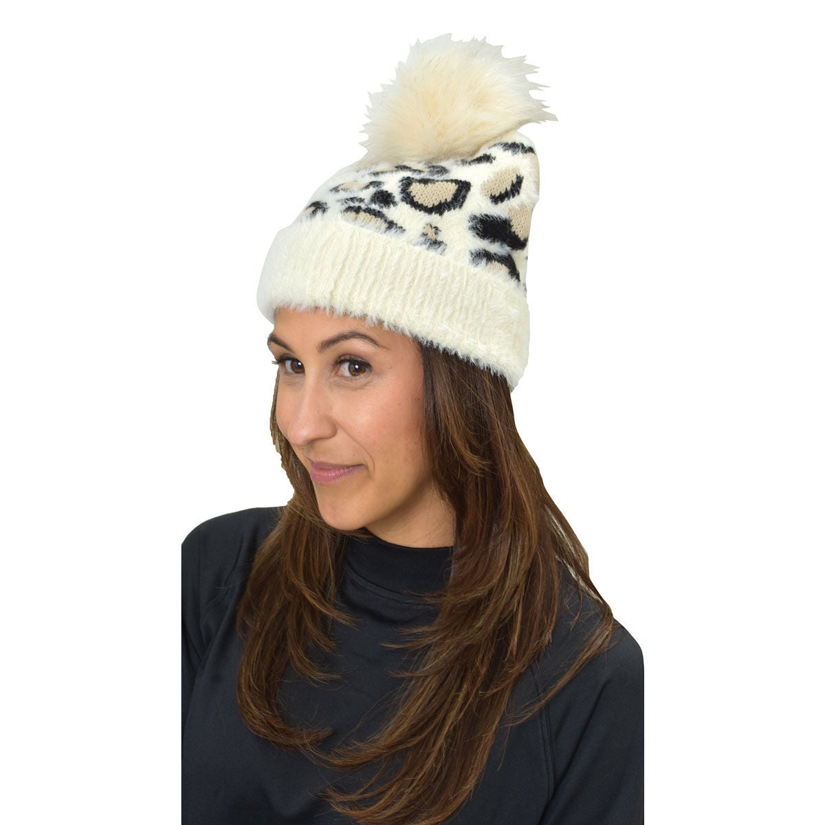 David & Young Women's Animal Eyelash Beanie