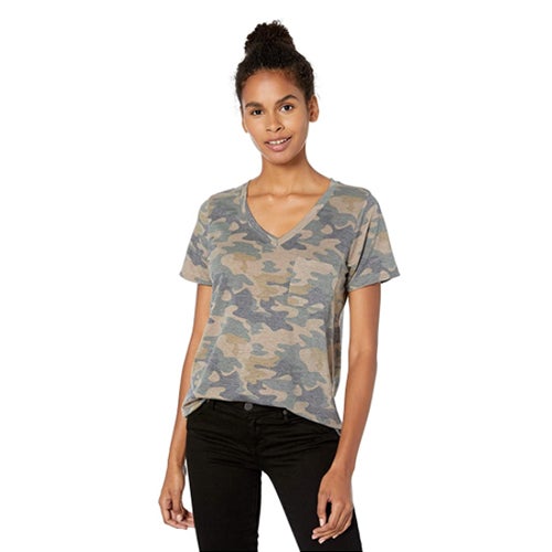 Tresics Women's Short Sleeve Camo V-Neck Tee