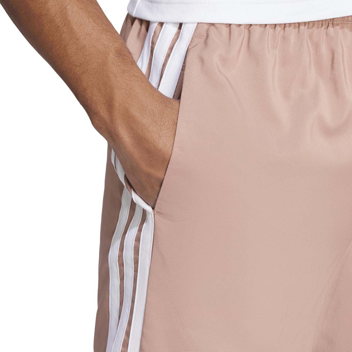 adidas Men's Essential 3-Stripes Chelsea Shorts