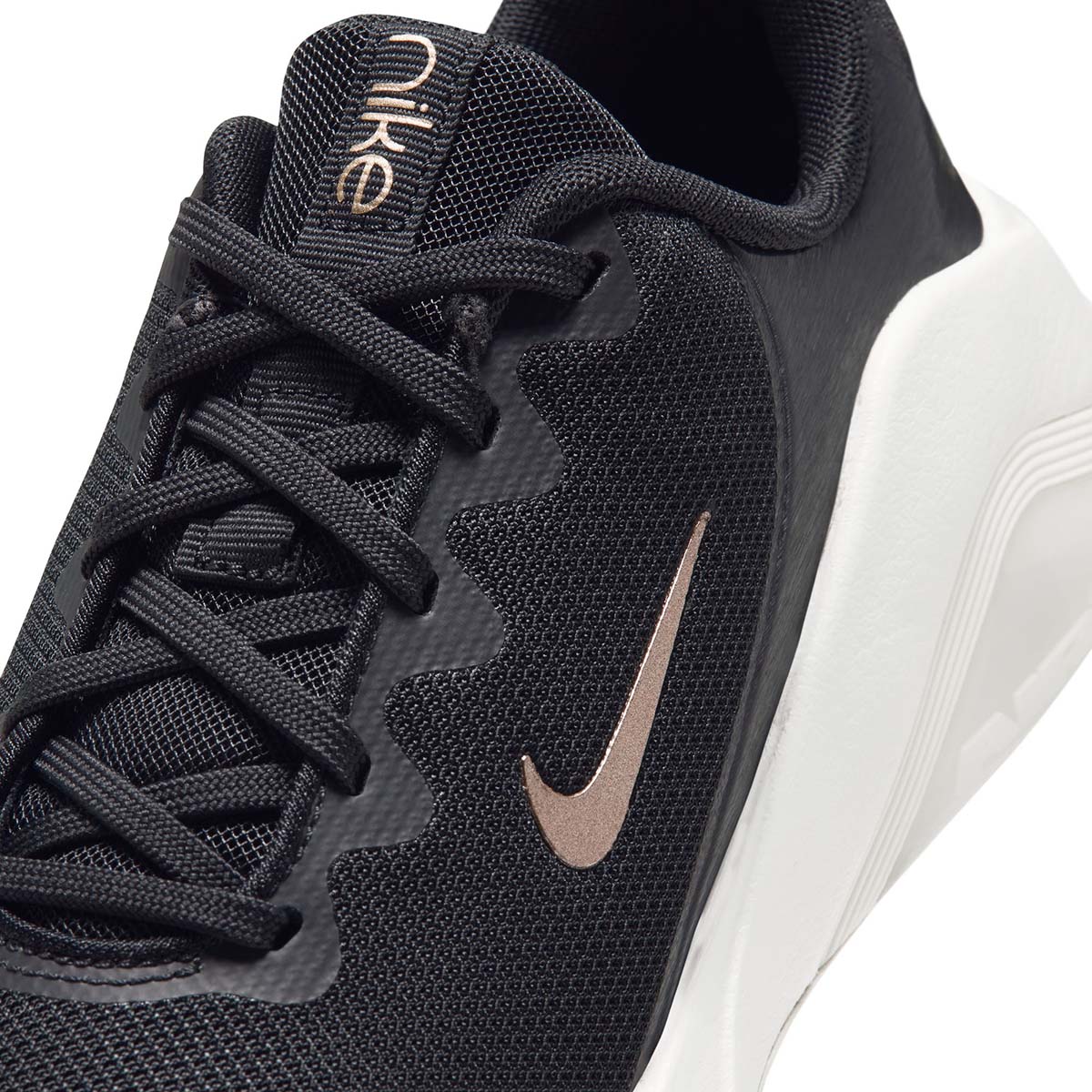 Nike Womens' Bella 7 Black/White Workout Shoes