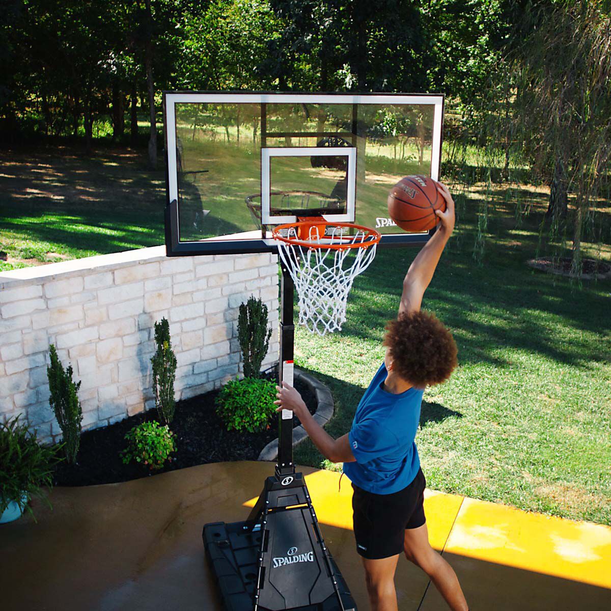 Spalding 54" Momentous EZ Assembly- 30 minutes or less Portable System