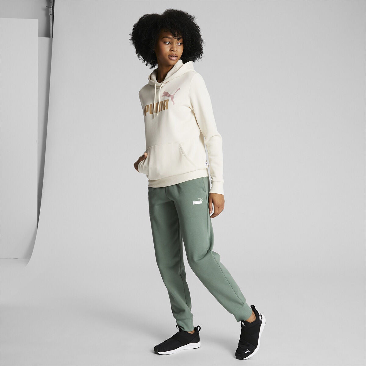 Puma Women's ESS+ Logo Hoodie Fleece (S) Us Athletic Apparel