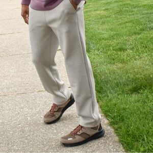 <div style="text-align: center;"><b style="background-color: rgba(0, 0, 0, 0);">Pants</b></div>