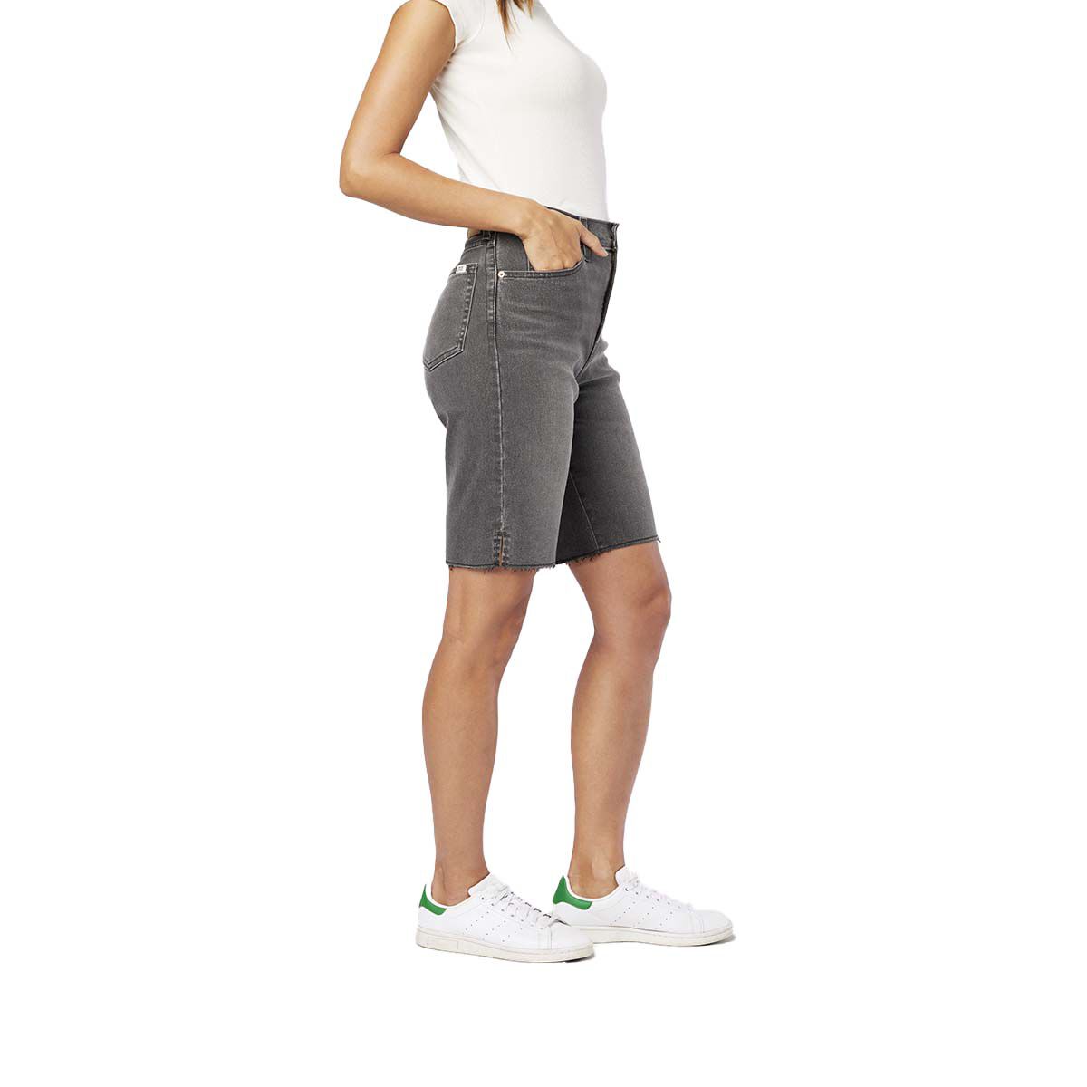 Signature by Levi Strauss & Co. Gold Label Women's Heritage 9" Shorts