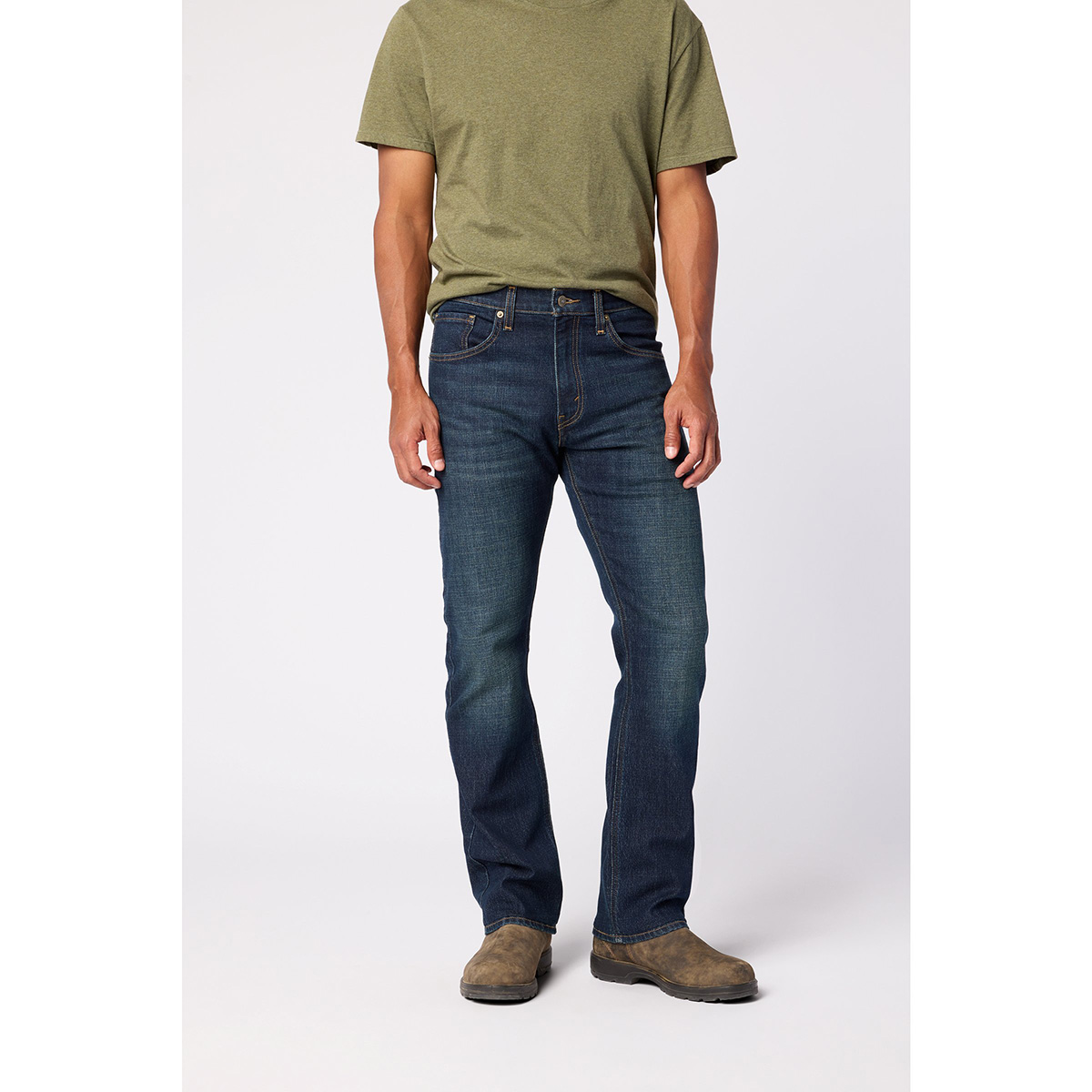 Signature by Levi Strauss & Co. Gold Label Men's LSS Bootcut Jeans