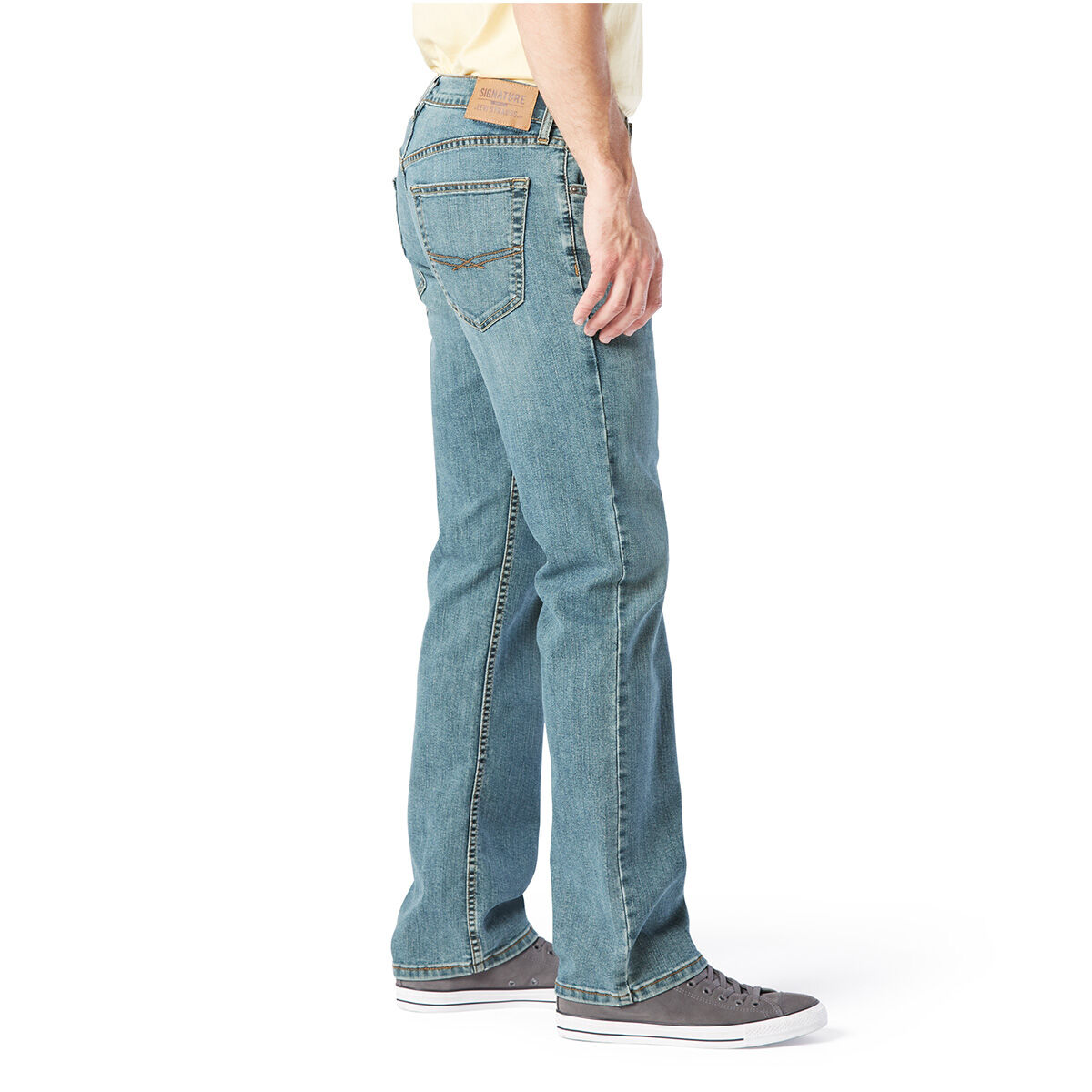 Signature by Levi Strauss & Co. Gold Label Men's Relaxed Fit Jeans