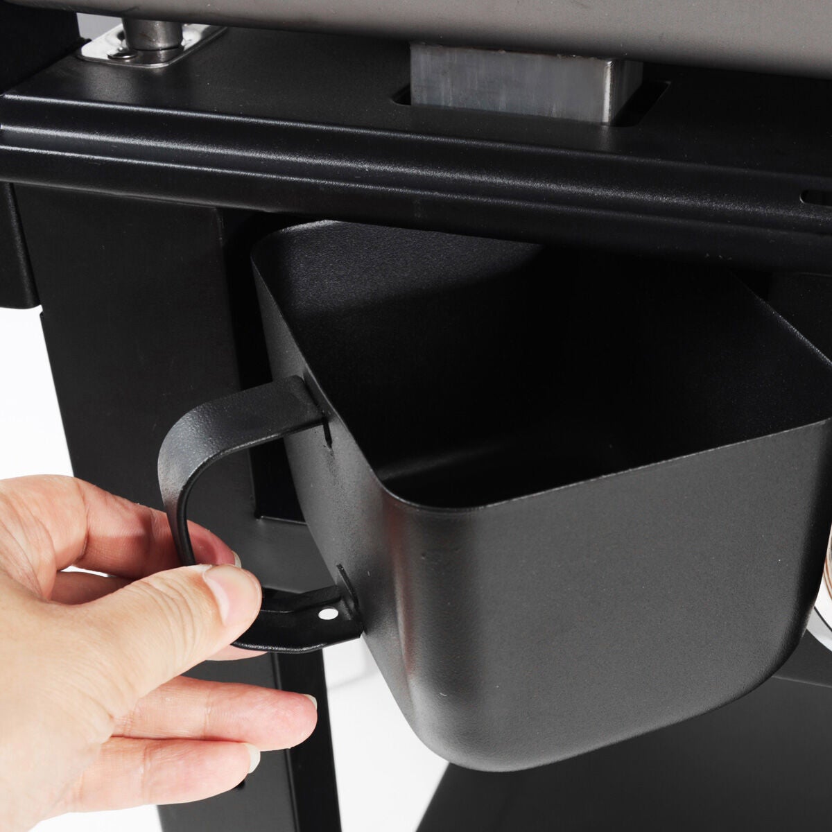 Razor 4-Burner Griddle with folding shelves