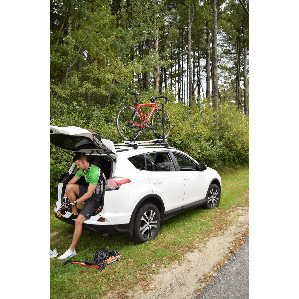 Malone Pilot TC ST - Top of Car Tray Style Bike Carrier