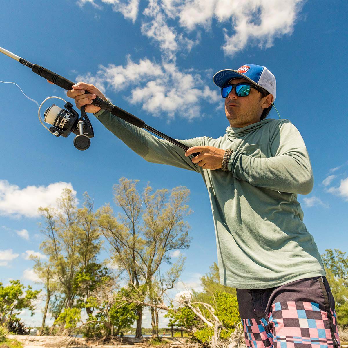 Penn Pursuit IV Combo