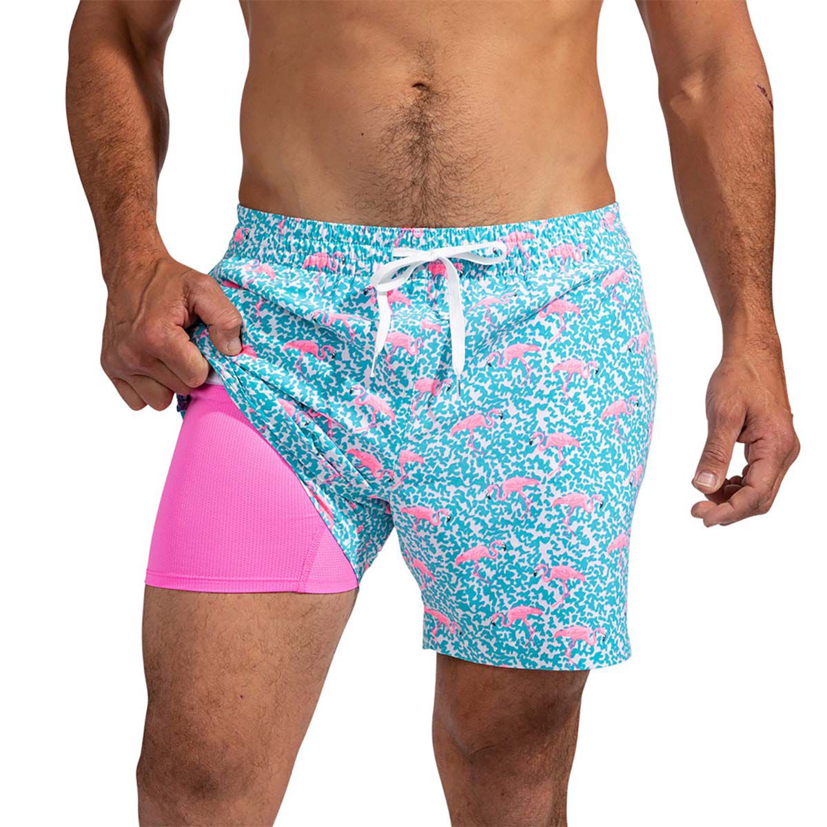 Chubbies Men's Domingos Are For Flamingos 5.5" Classic Lined Swim Trunk