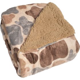 Canyon Creek Geo Retro Camo Sherpa-Lined Blanket