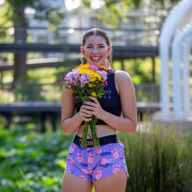 Chicknlegs Women's Piggies 1.5" Split Shorts