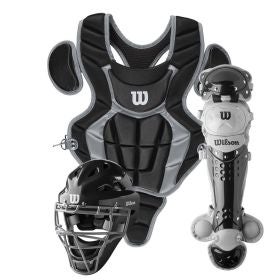 Wilson 7-9 C200 3pc Catcher's Gear Set